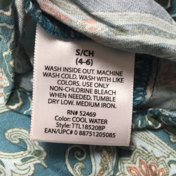 Floral Longsleeve Dress - Picture 8 of 8